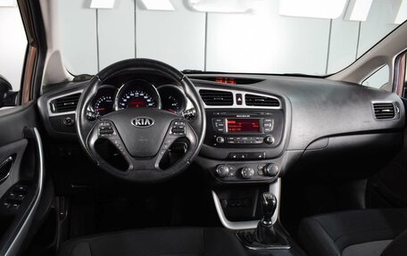 KIA cee'd III, 2013 год, 1 219 000 рублей, 6 фотография