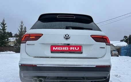 Volkswagen Tiguan II, 2018 год, 3 200 000 рублей, 8 фотография