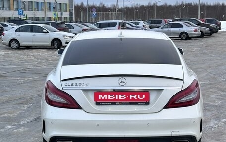 Mercedes-Benz CLS, 2015 год, 3 100 000 рублей, 13 фотография