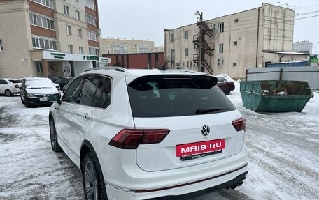 Volkswagen Tiguan II, 2022 год, 4 500 000 рублей, 4 фотография