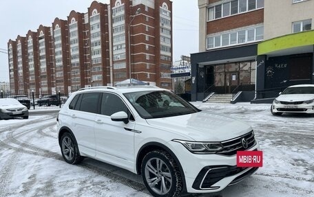 Volkswagen Tiguan II, 2022 год, 4 500 000 рублей, 7 фотография