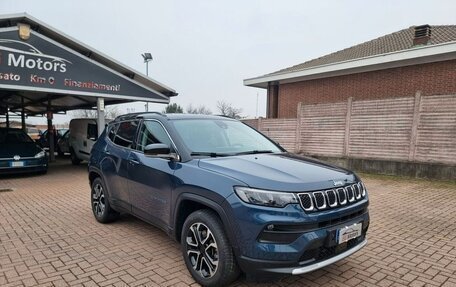 Jeep Compass II, 2021 год, 2 360 000 рублей, 3 фотография