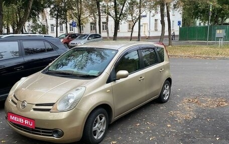 Nissan Note II рестайлинг, 2005 год, 860 000 рублей, 31 фотография