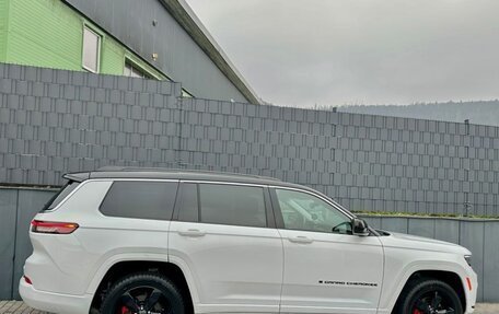 Jeep Grand Cherokee, 2022 год, 5 970 000 рублей, 7 фотография