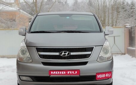 Hyundai Grand Starex Grand Starex I рестайлинг 2, 2013 год, 1 850 000 рублей, 3 фотография