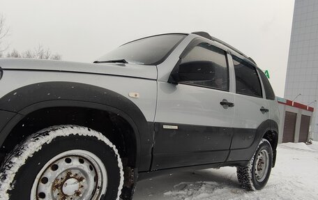 Chevrolet Niva I рестайлинг, 2014 год, 585 000 рублей, 12 фотография