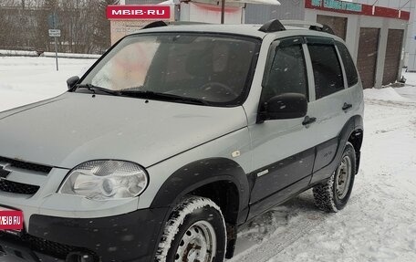 Chevrolet Niva I рестайлинг, 2014 год, 585 000 рублей, 1 фотография