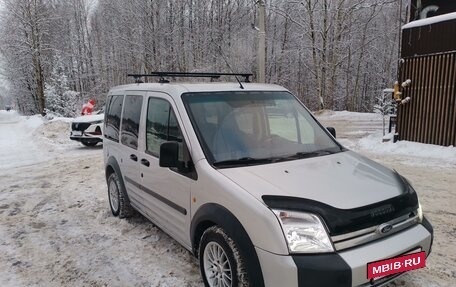 Ford Tourneo Connect I, 2008 год, 700 000 рублей, 3 фотография