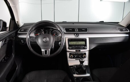 Volkswagen Passat B7, 2011 год, 1 155 000 рублей, 6 фотография