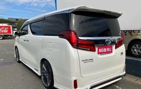 Toyota Alphard III, 2021 год, 3 650 000 рублей, 4 фотография