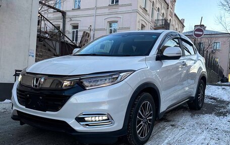 Honda Vezel, 2020 год, 1 800 000 рублей, 3 фотография