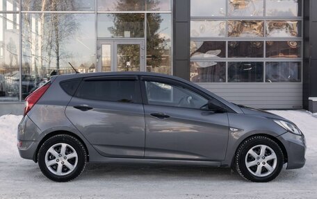 Hyundai Solaris II рестайлинг, 2012 год, 980 000 рублей, 6 фотография