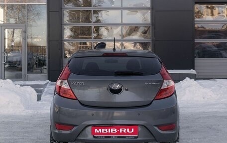 Hyundai Solaris II рестайлинг, 2012 год, 980 000 рублей, 4 фотография