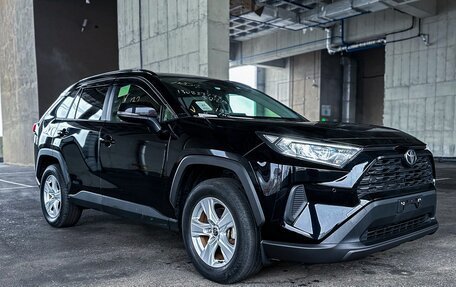 Toyota RAV4, 2020 год, 2 550 000 рублей, 1 фотография