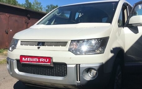 Mitsubishi Delica D:5 I, 2013 год, 2 190 000 рублей, 2 фотография