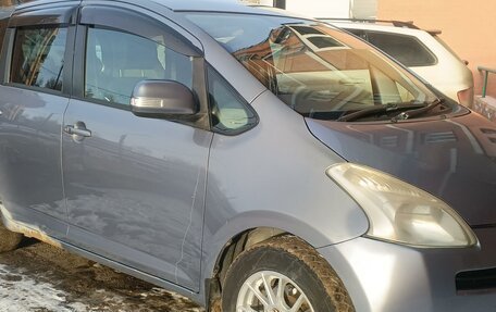 Toyota Ractis I, 2005 год, 670 000 рублей, 7 фотография