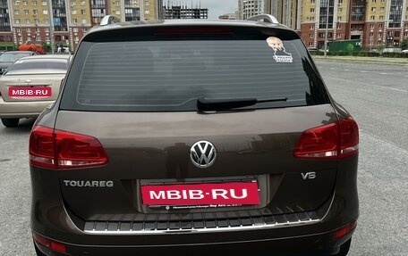 Volkswagen Touareg III, 2011 год, 2 950 000 рублей, 3 фотография