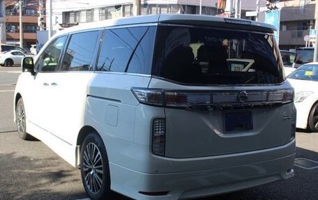 Nissan Elgrand III, 2020 год, 2 000 000 рублей, 5 фотография