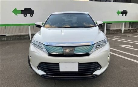 Toyota Harrier, 2020 год, 2 335 000 рублей, 2 фотография