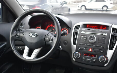 KIA cee'd I рестайлинг, 2010 год, 775 000 рублей, 13 фотография