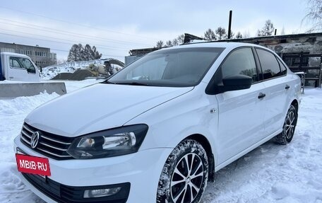 Volkswagen Polo VI (EU Market), 2018 год, 1 290 000 рублей, 2 фотография