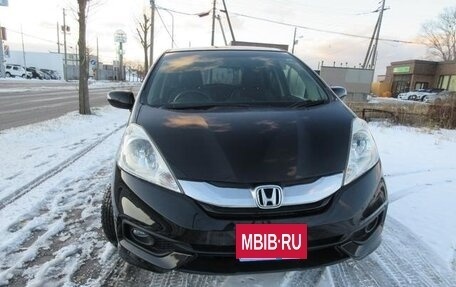 Honda Fit Shuttle I рестайлинг, 2015 год, 940 000 рублей, 3 фотография