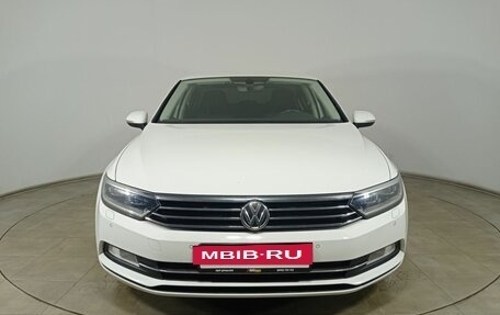 Volkswagen Passat B8 рестайлинг, 2018 год, 1 999 000 рублей, 2 фотография