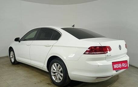 Volkswagen Passat B8 рестайлинг, 2018 год, 1 999 000 рублей, 7 фотография