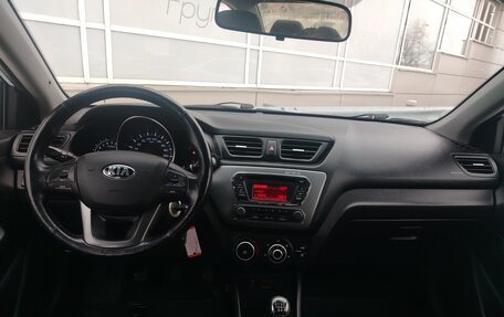 KIA Rio III рестайлинг, 2014 год, 835 000 рублей, 5 фотография