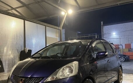 Honda Fit III, 2008 год, 870 000 рублей, 6 фотография