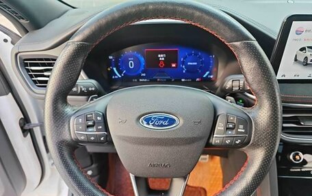 Ford Escape, 2021 год, 2 350 000 рублей, 16 фотография