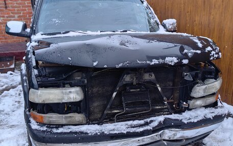 Chevrolet Tahoe II, 2004 год, 599 999 рублей, 2 фотография