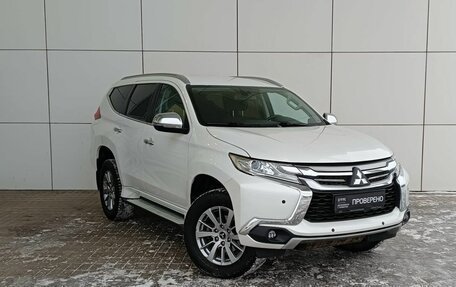 Mitsubishi Pajero Sport III рестайлинг, 2018 год, 3 149 000 рублей, 3 фотография