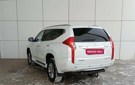 Mitsubishi Pajero Sport III рестайлинг, 2018 год, 3 149 000 рублей, 7 фотография