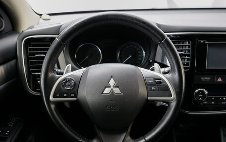 Mitsubishi Outlander III рестайлинг 3, 2012 год, 1 320 000 рублей, 14 фотография