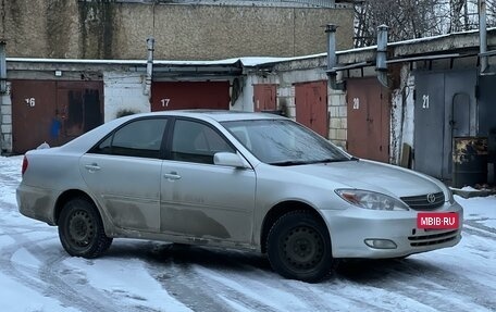 Toyota Camry V40, 2002 год, 630 000 рублей, 4 фотография