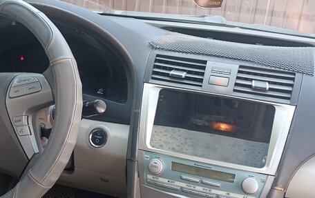 Toyota Camry, 2006 год, 1 300 000 рублей, 8 фотография