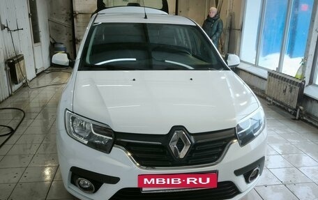 Renault Sandero II рестайлинг, 2019 год, 1 100 000 рублей, 3 фотография