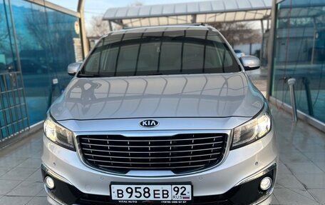 KIA Carnival III, 2018 год, 2 989 000 рублей, 1 фотография