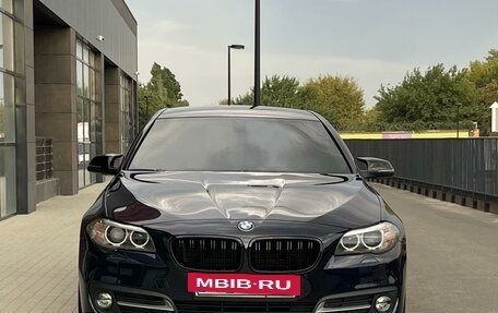 BMW 5 серия, 2015 год, 2 478 900 рублей, 2 фотография