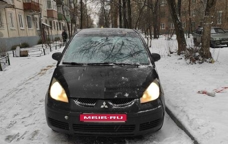 Mitsubishi Colt VI рестайлинг, 2005 год, 350 000 рублей, 6 фотография