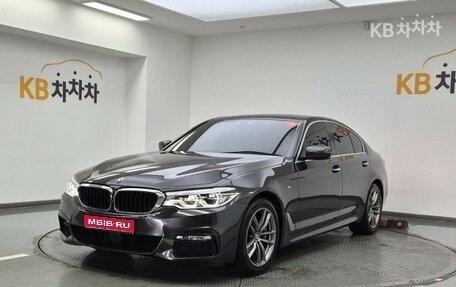 BMW 5 серия, 2021 год, 3 900 000 рублей, 1 фотография