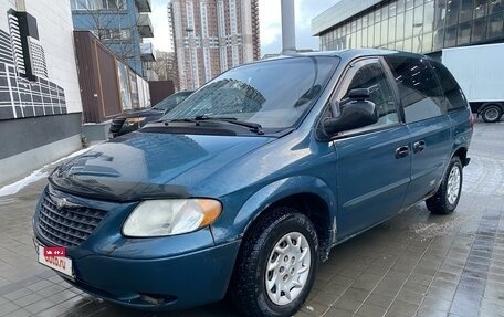 Chrysler Voyager IV, 2002 год, 360 000 рублей, 2 фотография