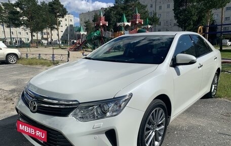 Toyota Camry, 2016 год, 3 000 000 рублей, 17 фотография