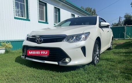 Toyota Camry, 2016 год, 3 000 000 рублей, 12 фотография