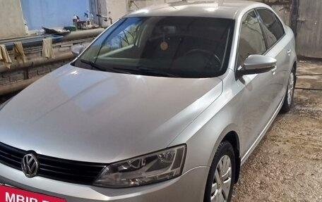 Volkswagen Jetta VI, 2014 год, 1 050 000 рублей, 10 фотография