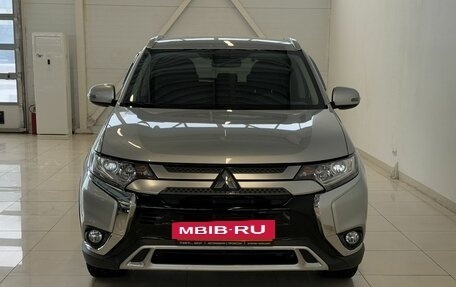 Mitsubishi Outlander III рестайлинг 3, 2021 год, 2 745 000 рублей, 2 фотография