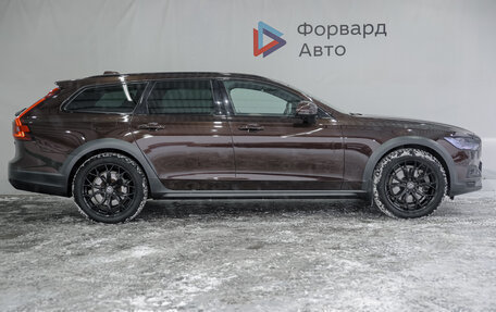 Volvo V90 Cross Country I рестайлинг, 2021 год, 5 100 000 рублей, 8 фотография