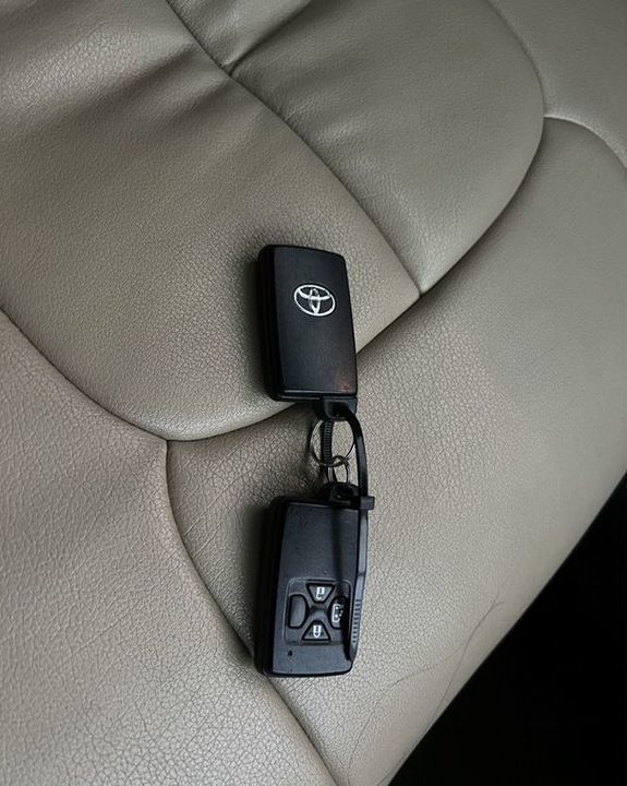 Toyota ISis, 2012 год, 1 515 000 рублей, 21 фотография