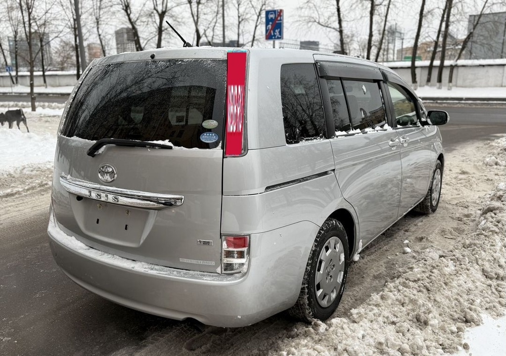 Toyota ISis, 2012 год, 1 515 000 рублей, 6 фотография